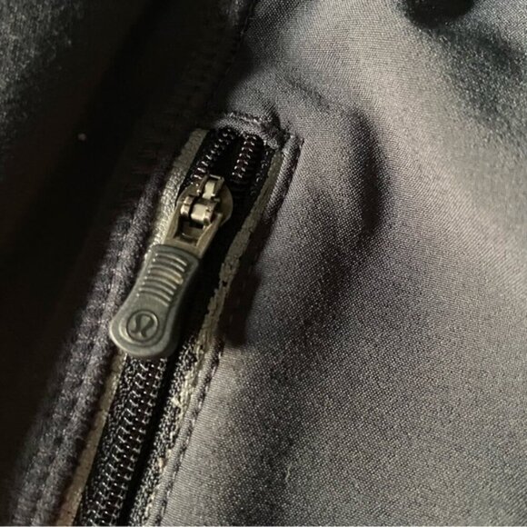 Lululemon Downtime Pant in coal size 8 - Picture 8 of 8